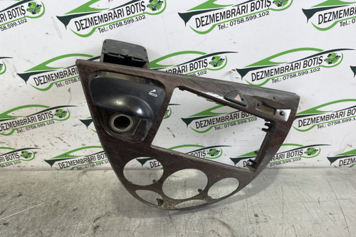 Consola centrala 98ABA046A04 / 98AB-A046A04 Ford Focus [1998 - 2004] Hatchback 3-usi 1.6 MT (98 hp)