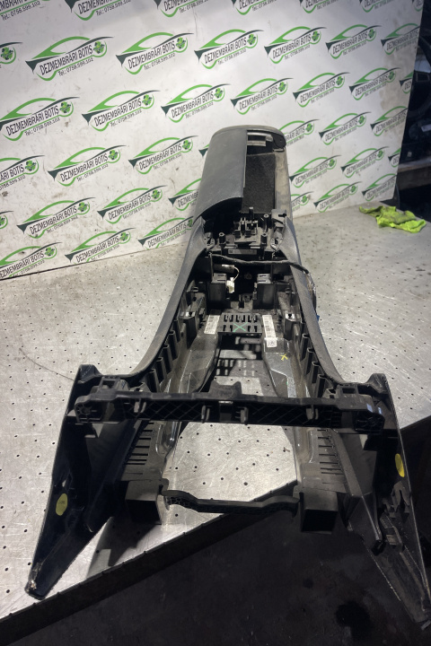 Consola centrala A 105852206C Mercedes-Benz E-Class W213 [2016 - 2020]