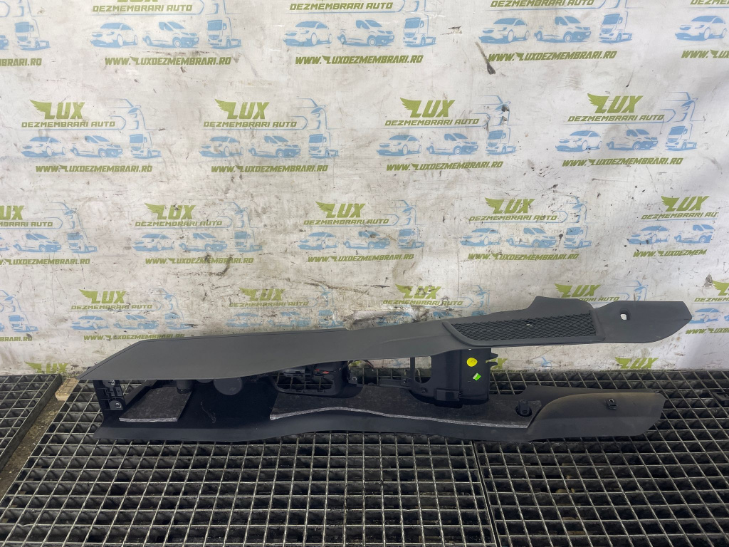 Consola centrala Audi A3 8P/8PA [facelift] [2004 - 2008] 2.0 tdi BKD