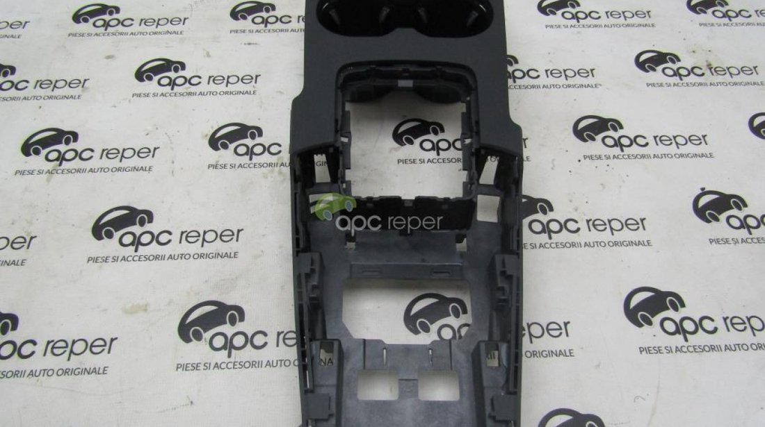 Consola Centrala Audi A3 8V cod 8V1864261C