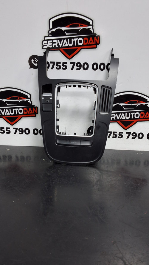 Consola centrala Audi A4 (2008-2011) [8K2, B8] 2.0 Motorina 2011, 8K0864261