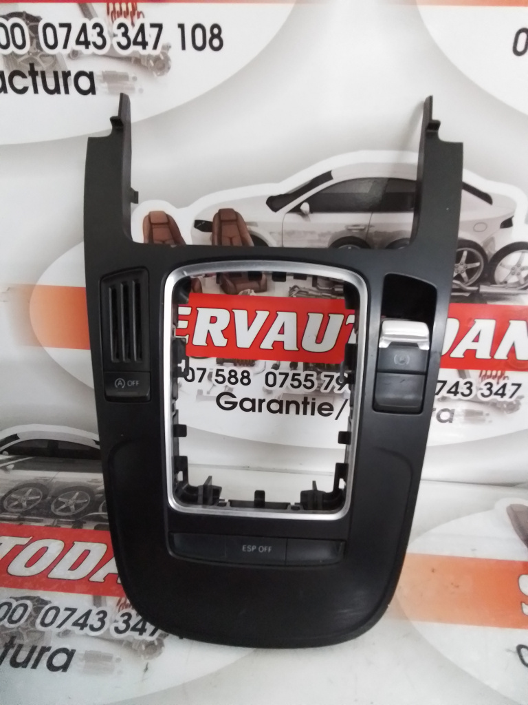 Consola centrala Audi A4 facelift (2011-2015) [B8] 2.0 Motorina 2012, 8K0959673