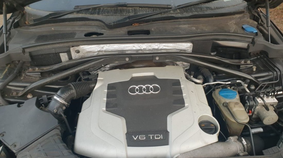 Consola centrala Audi Q5 2009 4x4 ccwa 3.0tdi 240cp