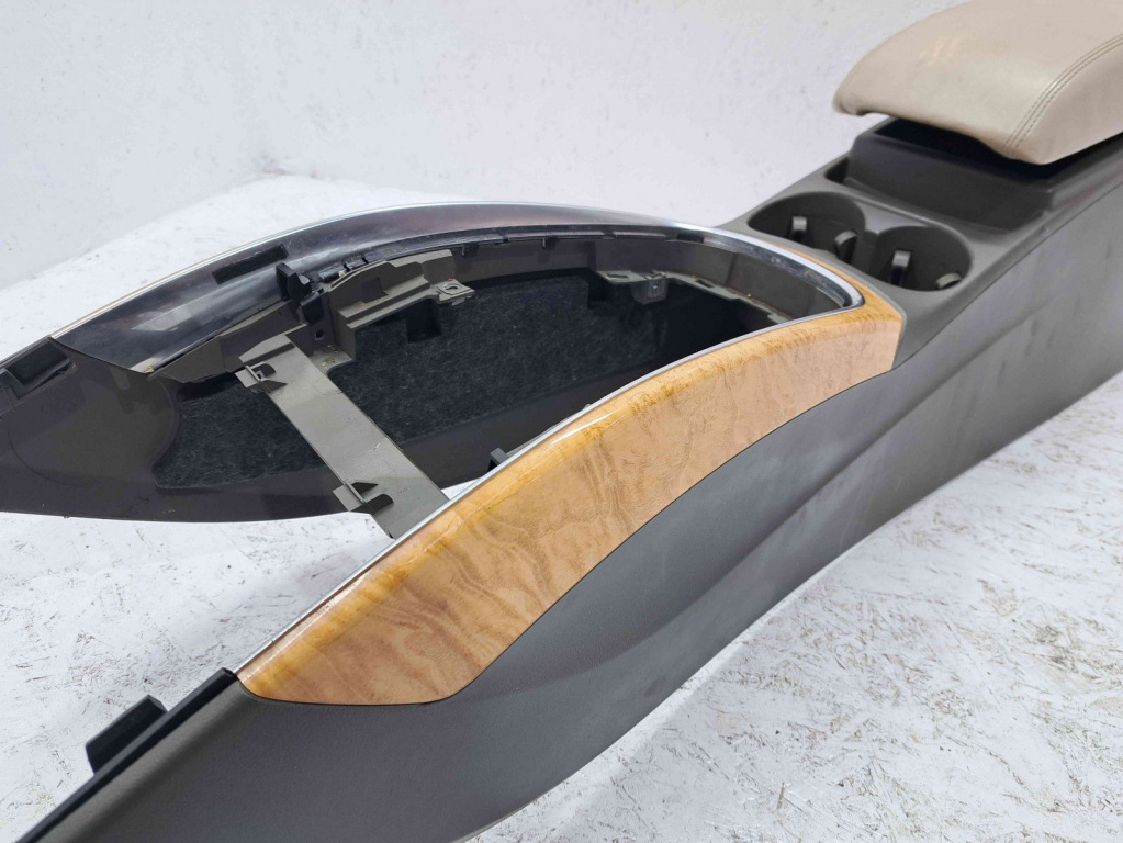 Consola centrala Audi Q5 (8RB) [Fabr 2008-2016] 8R0864981