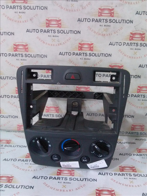 Consola centrala bord FORD FUSION 1.4 B an fabr. 2008