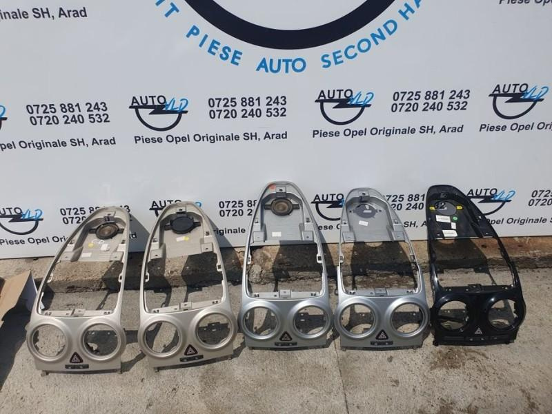Consola centrala bord Opel Corsa D facelift 2010-2014