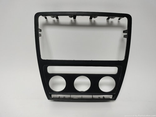 Consola centrala bord Skoda Octavia 2 1Z 1.9 TDI BKC 2007 SKODA OCTAVIA [ 1959 - 1971 ] OEM 1Z085806...