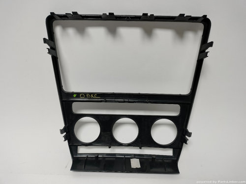 Consola centrala bord Skoda Octavia 2 1Z 1.9 TDI BKC 2007 SKODA OCTAVIA [ 1959 - 1971 ] OEM 1Z085806...