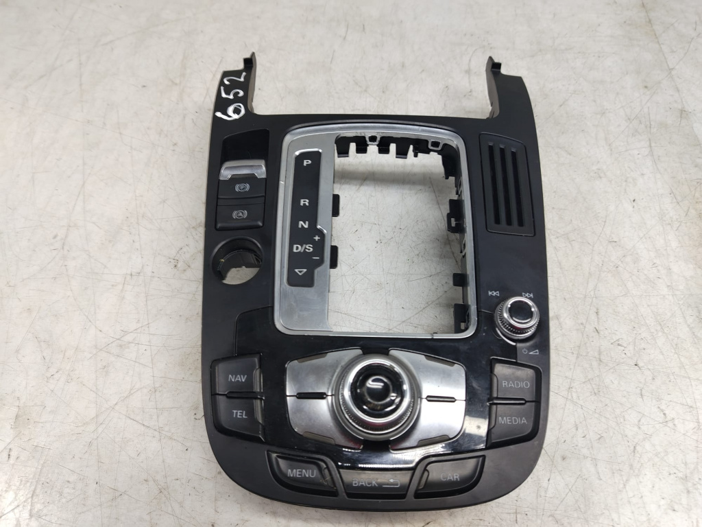 Consola centrala butoane 8t0919611l Audi A4 B8/8K [facelift] [2011 - 2016]