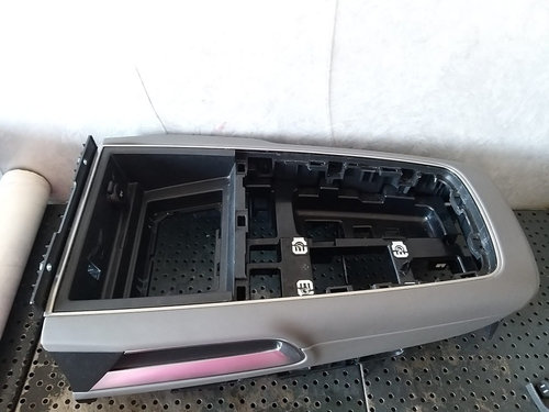 Consola centrala citroen c5 aircross 98183317yc