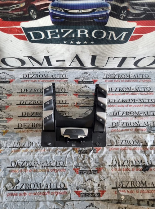 Consola centrala Citroen DS5 Hybrid cod piesa : 96661742zd