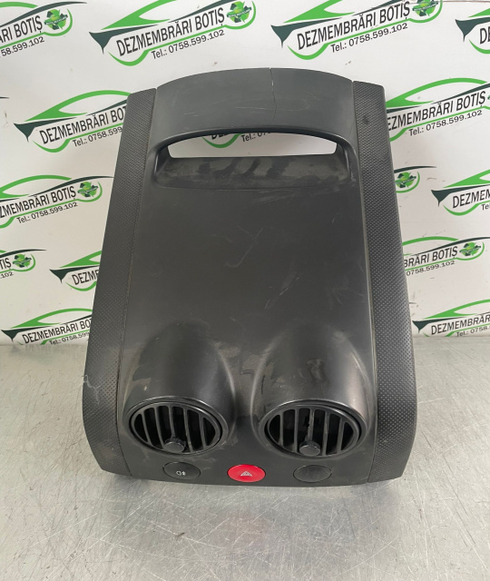 Consola centrala CU DEFECT Chevrolet Kalos [2003 - 2008] Sedan 1.4 MT (94 hp)