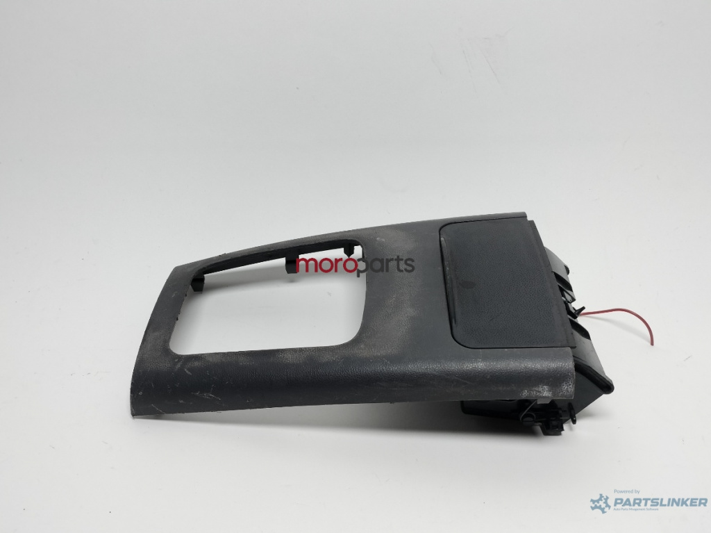 Consola centrala cu scrumiera SEAT IBIZA III (6K1) [ 1999 - 2002 ] 16V (APE, AUA) 55KW|75HP OEM 6K0863216A