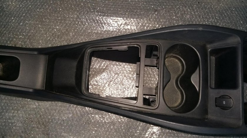 Consola centrala cu suport pahare seat ibiza 6j dupa 2010