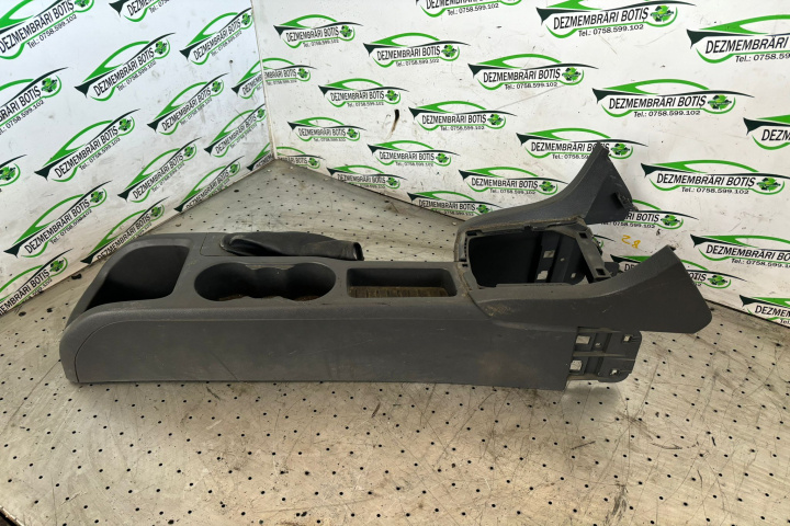 Consola centrala Ford Focus 2 [2004 - 2008] wagon 5-usi 1.6 TDCi MT (90 hp)