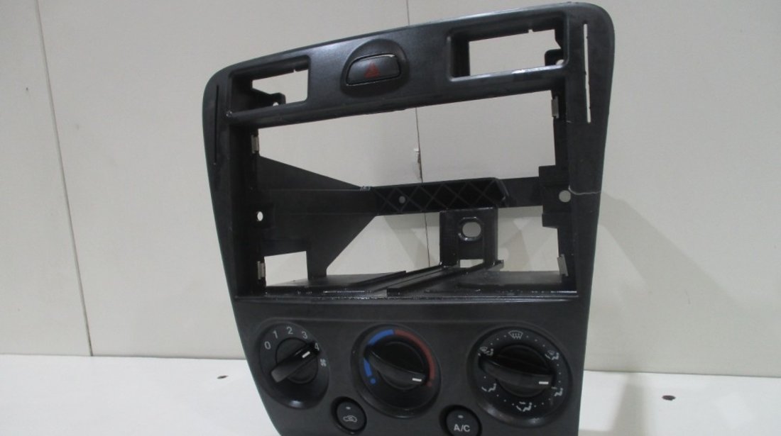 Consola centrala Ford Fusion an 2006-2010 cod 256H19980BF