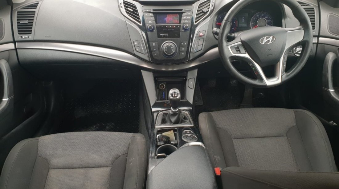 Consola centrala Hyundai i40 2012 hatchback 1.7 crdi d4fd