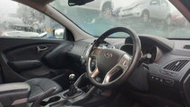 Consola centrala Hyundai ix35 2012 SUV 2.0 DOHC-TC...