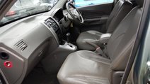 Consola centrala Hyundai Tucson 2006 SUV 2.0 CRTD