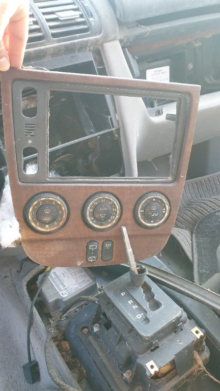 Consola centrala Mercedes M-Class W163 2001 SUV 2.7