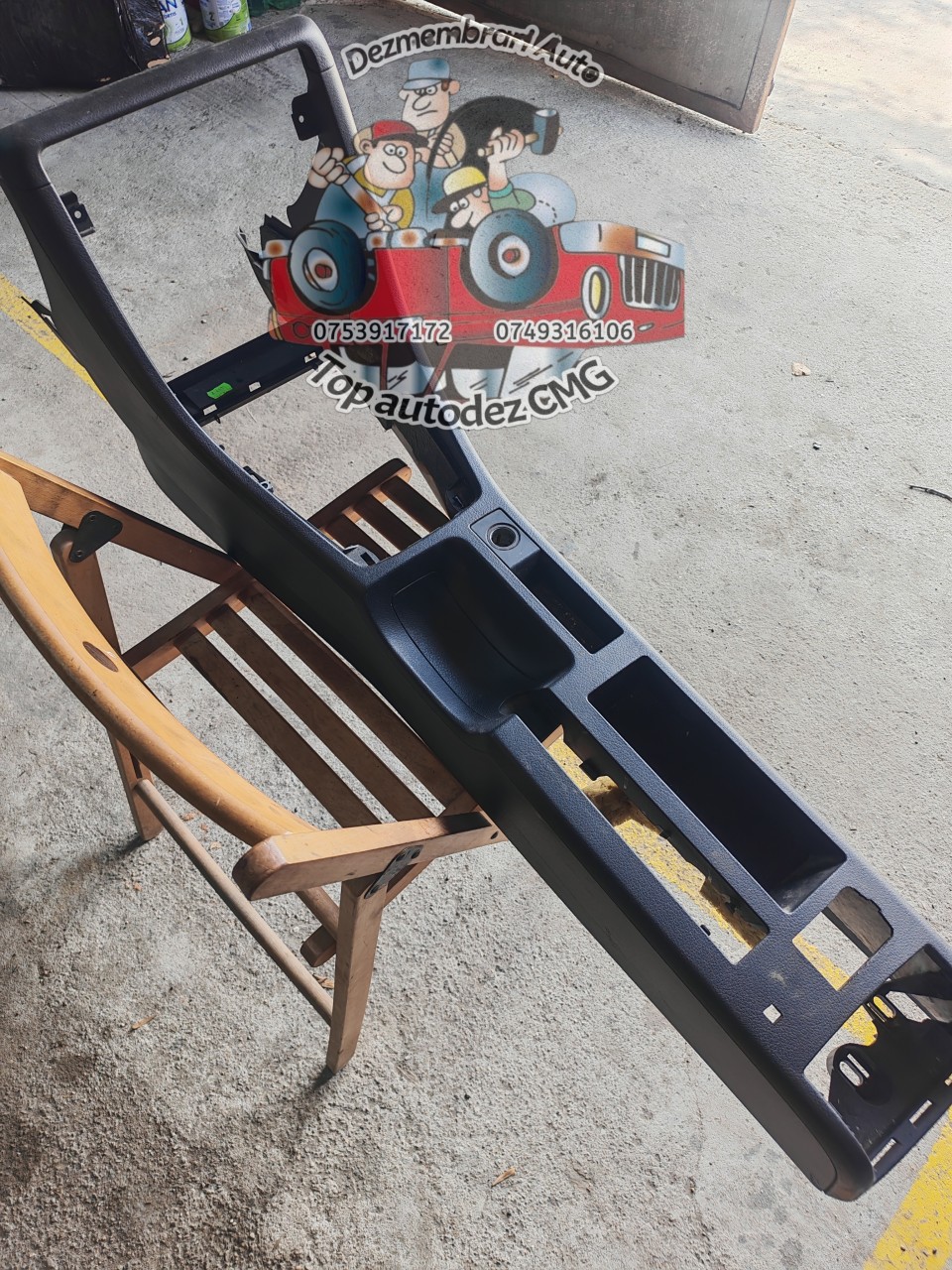 Consola centrala navigatie Audi A4 B7 B6 consola 2 din neagra