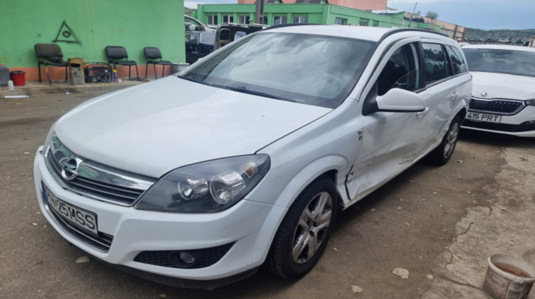 Consola centrala Opel Astra H 2010 Break 1.7 cdti Z17DTR