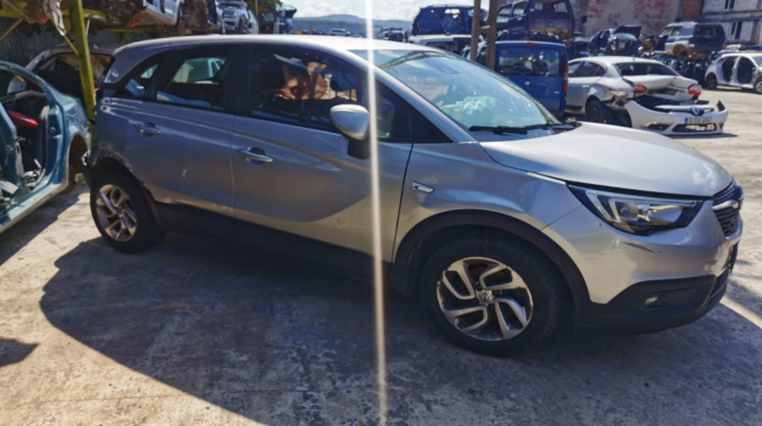 Consola centrala Opel Crossland X 2018 CrossOver 1.2 benzina HN01 (B12XHL)