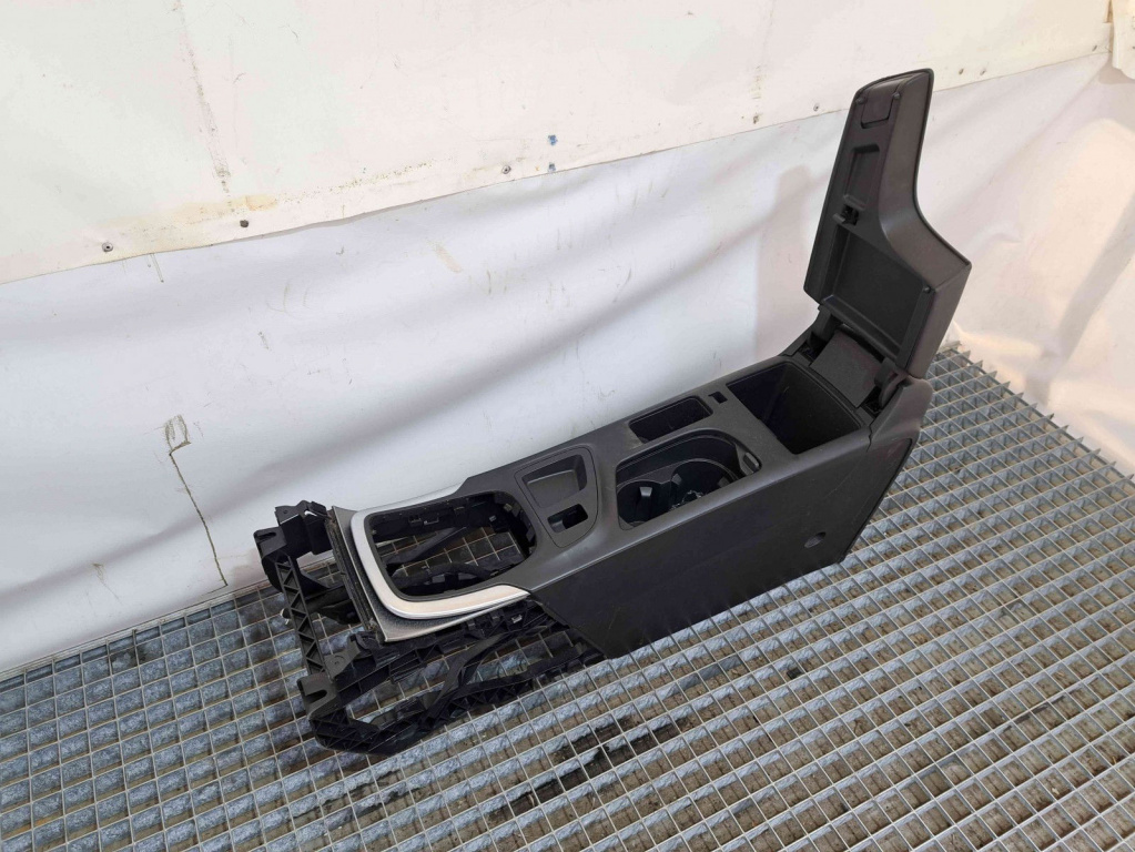 Consola centrala Opel Insignia A Facelift [Fabr 2008-2016] OEM
