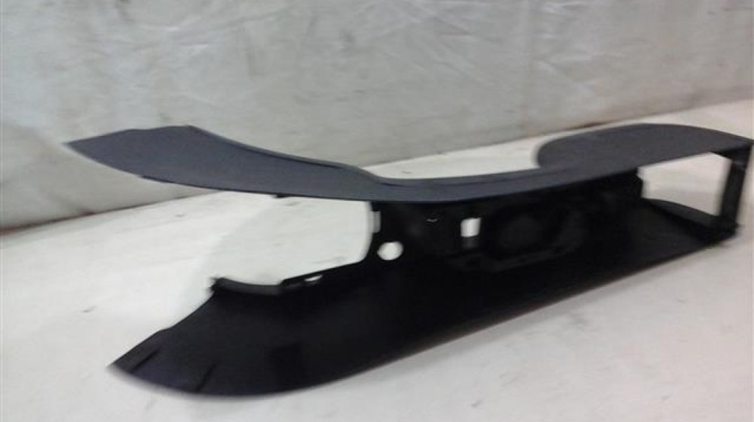 Consola centrala Peugeot 307 An 2001-2008 cod 9634495677