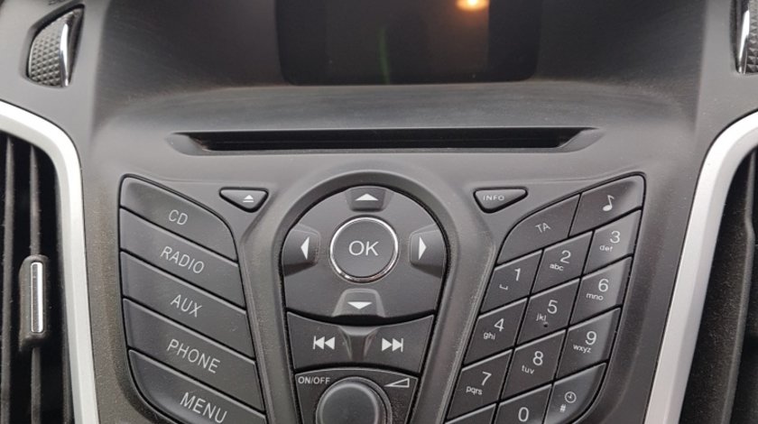 Consola Centrala Radio CD Player cu Unitate si Display Ford Focus 3 2011 - 2015