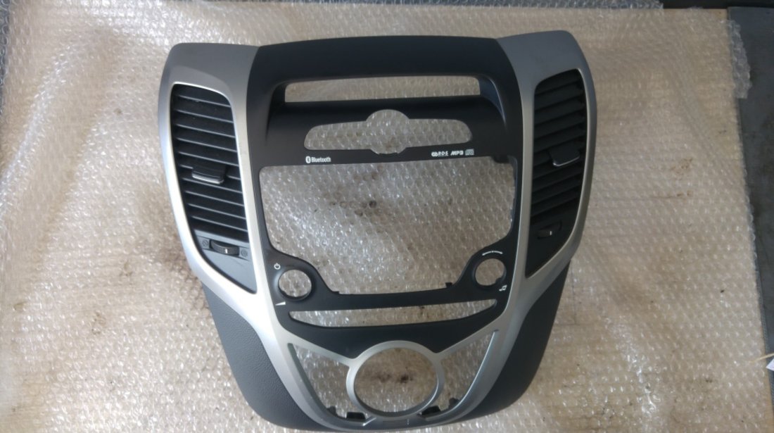 Consola centrala rama hyundai ix20 dupa 2011 84740-1k610