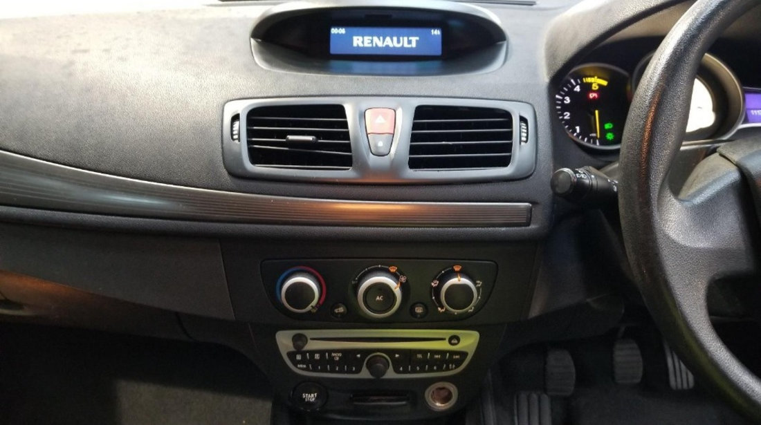 Consola centrala Renault Megane 3 2008 HATCHBACK 1.5 dCI