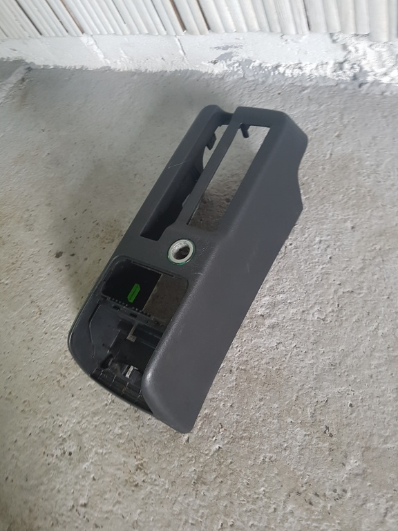 Consola centrala SKODA OCTAVIA [ 1959 - 1971 ] OEM 1U0863242