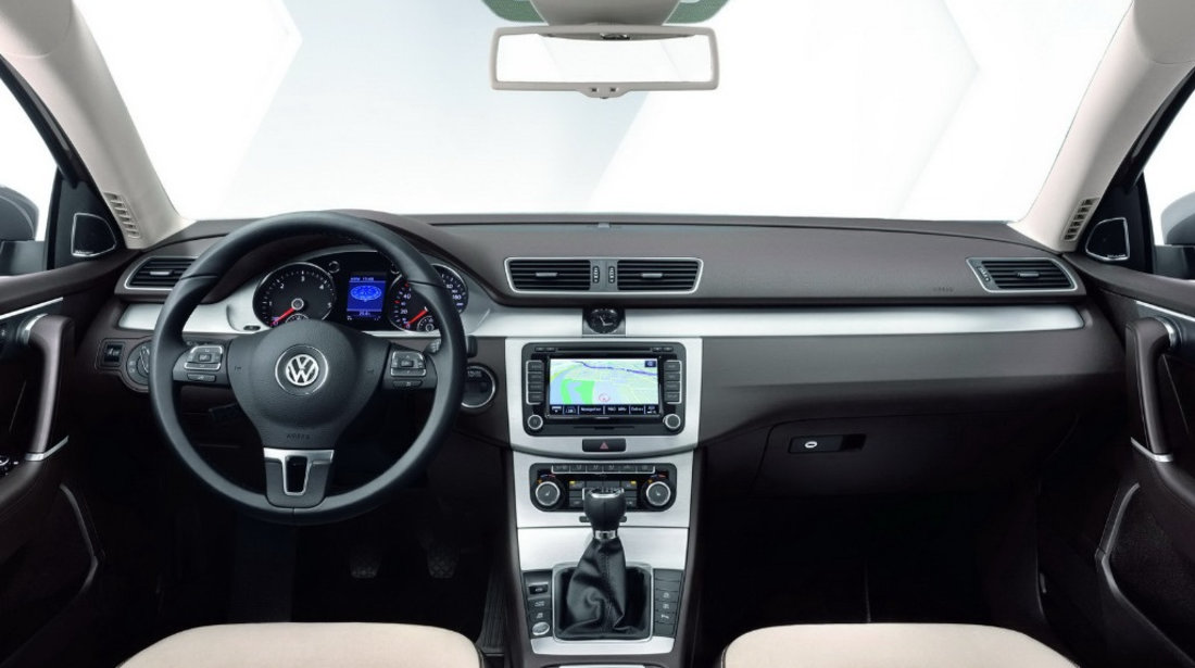 Consola centrala Volkswagen Passat B7 2012 Combi 2.0