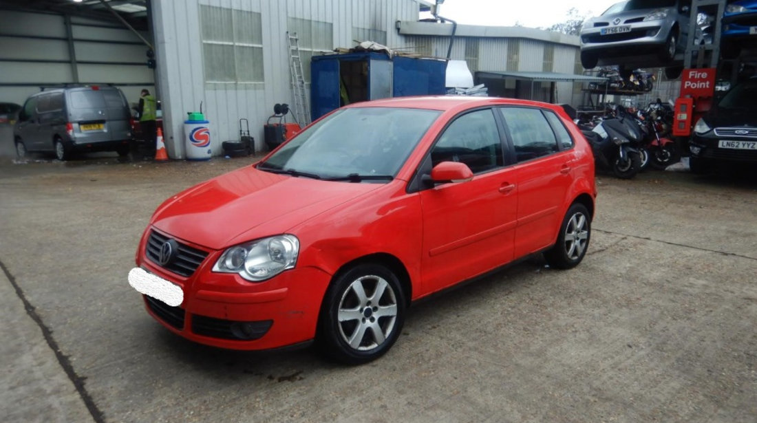 Consola centrala Volkswagen Polo 9N 2008 Hatchback 1.4 TDI