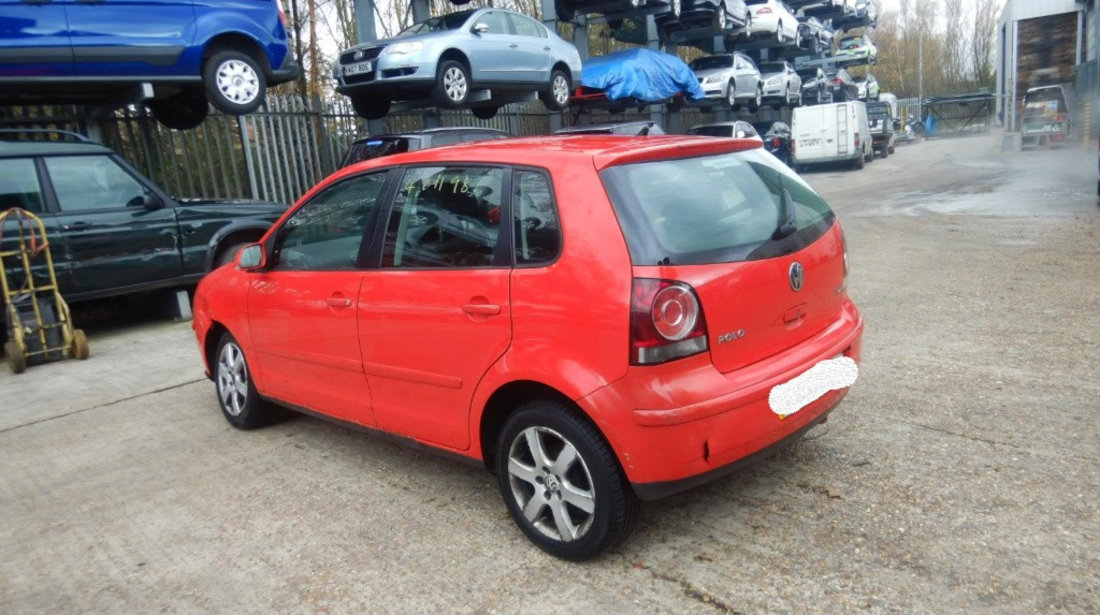 Consola centrala Volkswagen Polo 9N 2008 Hatchback 1.4 TDI