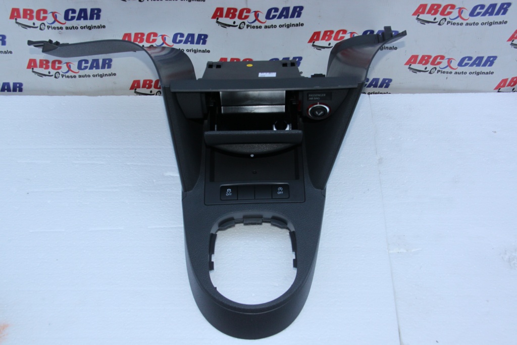 Consola centrala VW Caddy 2K cod: 2K1863475 model 2013