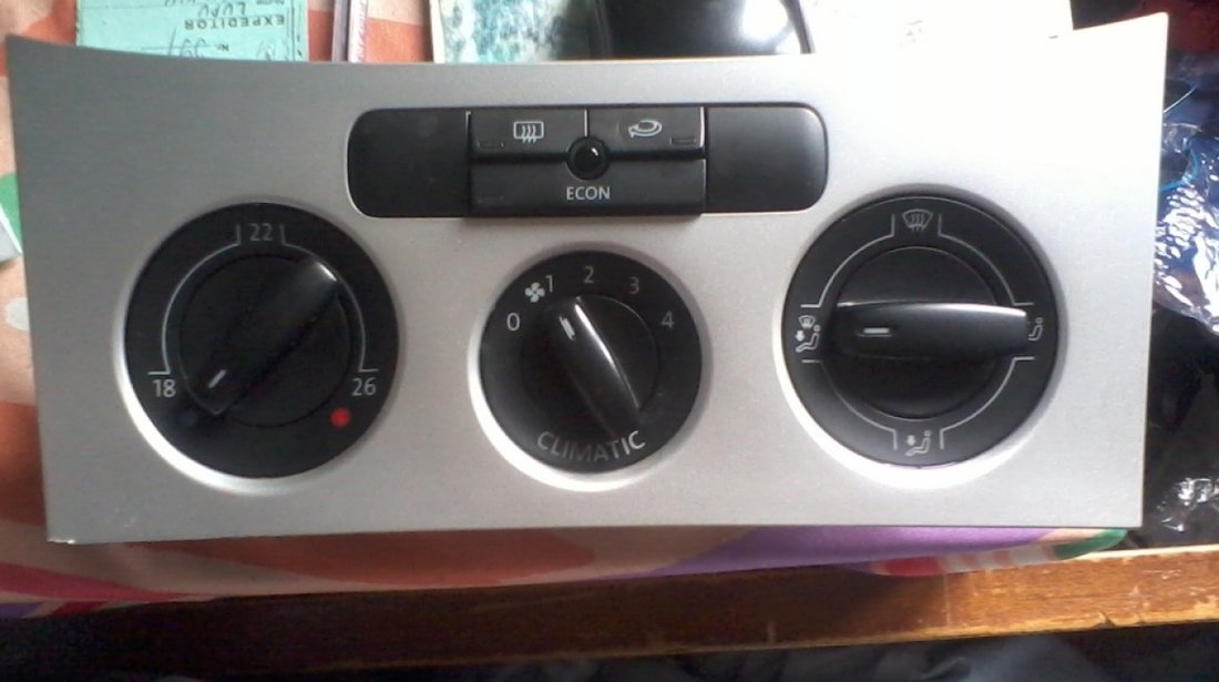 Consola clima VW Golf 5, Passat B6 cod 1K0820047DP