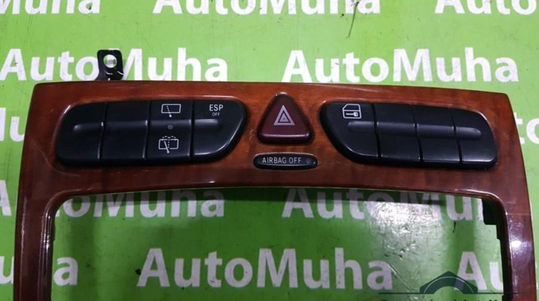 Consola Mercedes C-Class (2001-2007) [W203] A2098300085