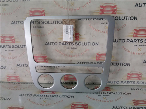 Consola navigatie VW SCIROCCO 1.4 TSI an fabr. 2010