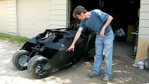 Construieste-ti propriul Batmobile