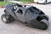 Construieste-ti propriul Batmobile