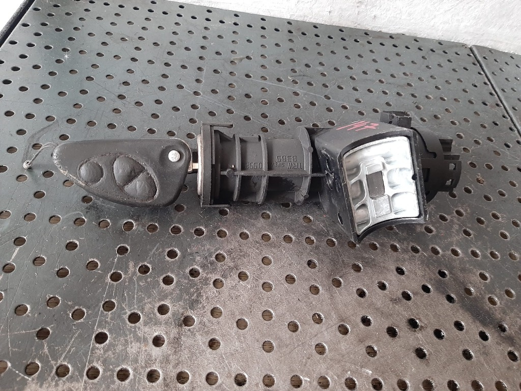 Contact auto cu cheie alfa romeo 147 937