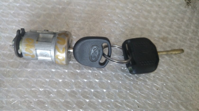 Contact auto cu cheie ford focus 2000