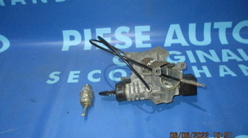 Contact BMW E39 2003; 6751667 (cu butuc portiera)