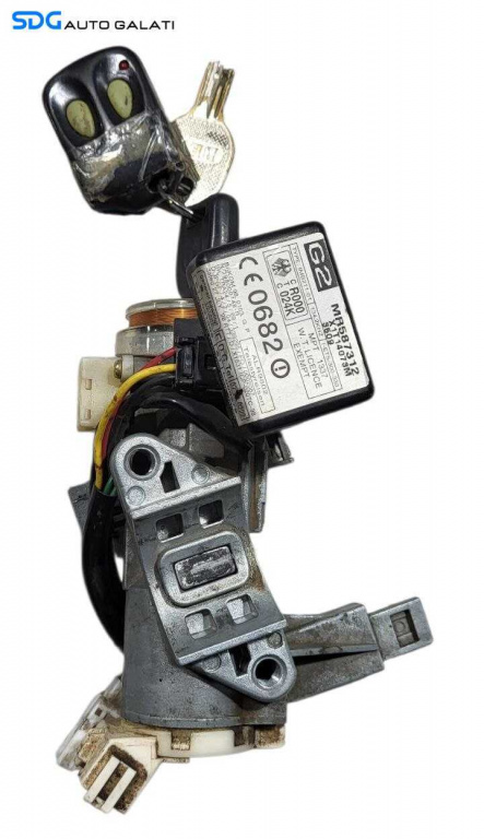 Contact Butuc cu Cheie Mitsubishi Outlander 2003 - 2008 Cod MR587312 [L7406]