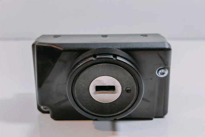 Contact Contact aprindere 3D0905365C / 33300101 / 9342220723320501 Volkswagen VW