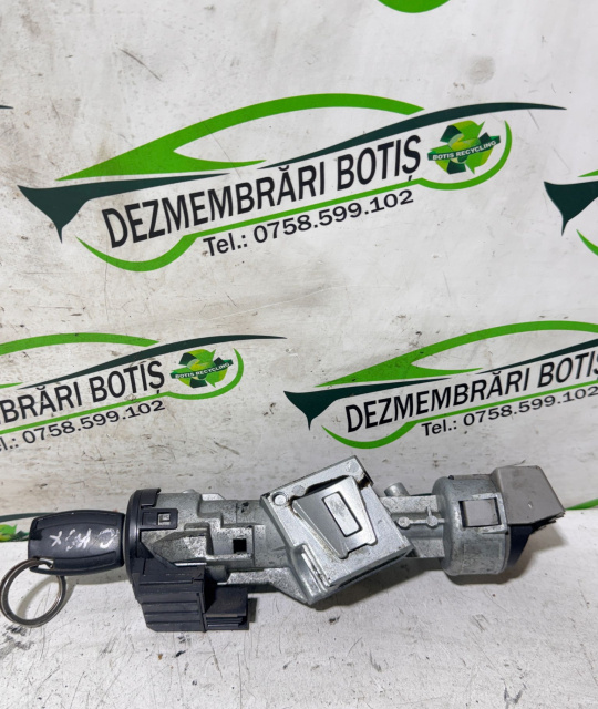 Contact cu cheie 3M51 3F880 AC 3M51 3F880 AC Ford Focus 2 [2004 - 2008] wagon 5-usi 1.6 TDCi MT (90 hp)