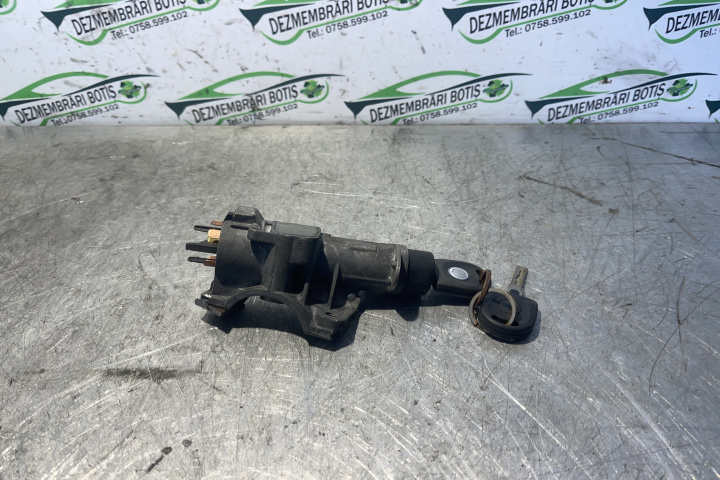Contact cu cheie 4B0905851C / 4 B0 905 851 C Volkswagen VW Golf 4 [1997 - 2006] Hatchback 5-usi 1.6 MT (100 hp)
