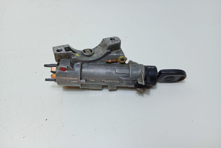 Contact cu cheie 4B0905851C Volkswagen VW Bora [1998 - 2005]